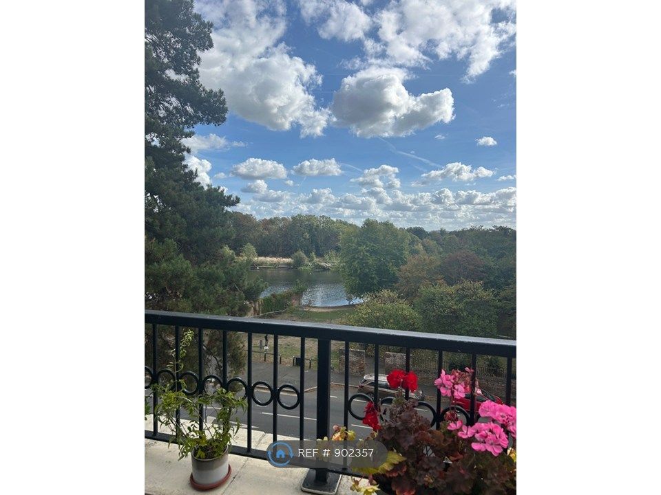 Property photo 1 of 3