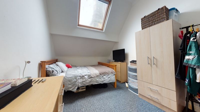 Property photo 2 of 4