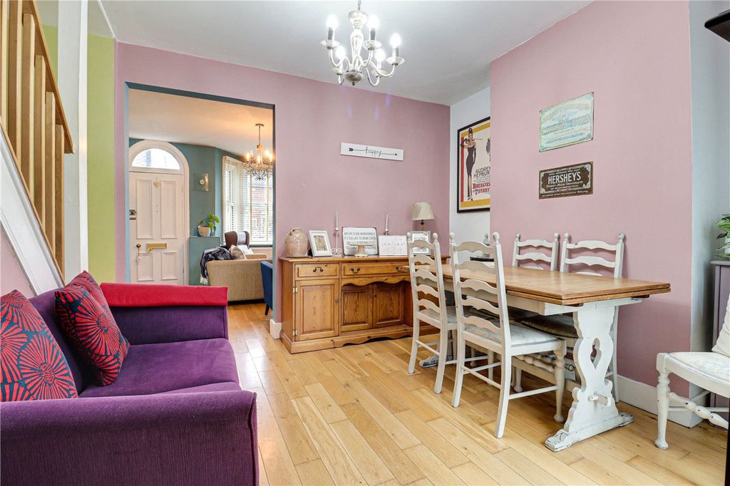 Property photo 3 of 19 Dining Room