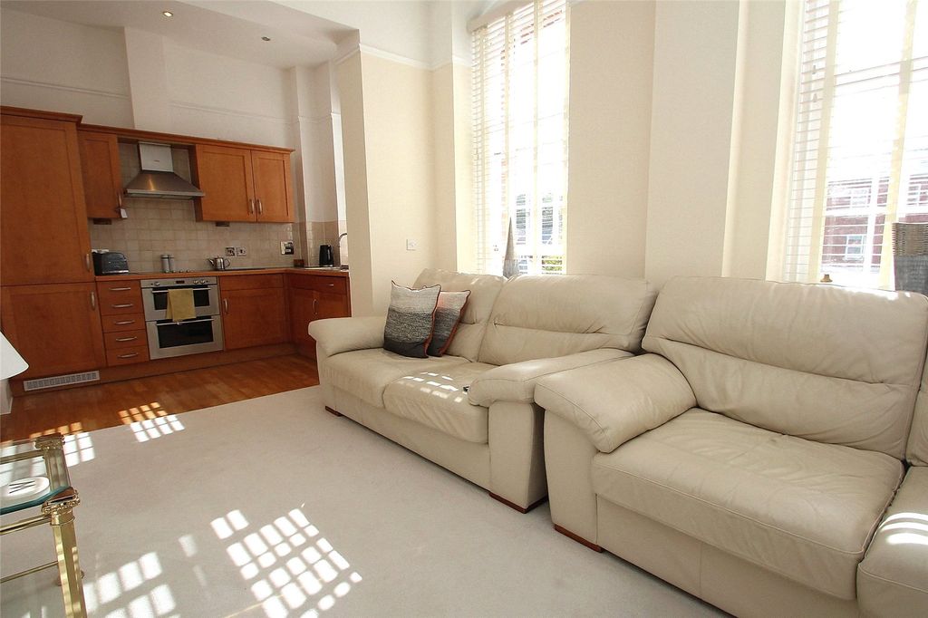 Property photo 3 of 10 Picture No. 08