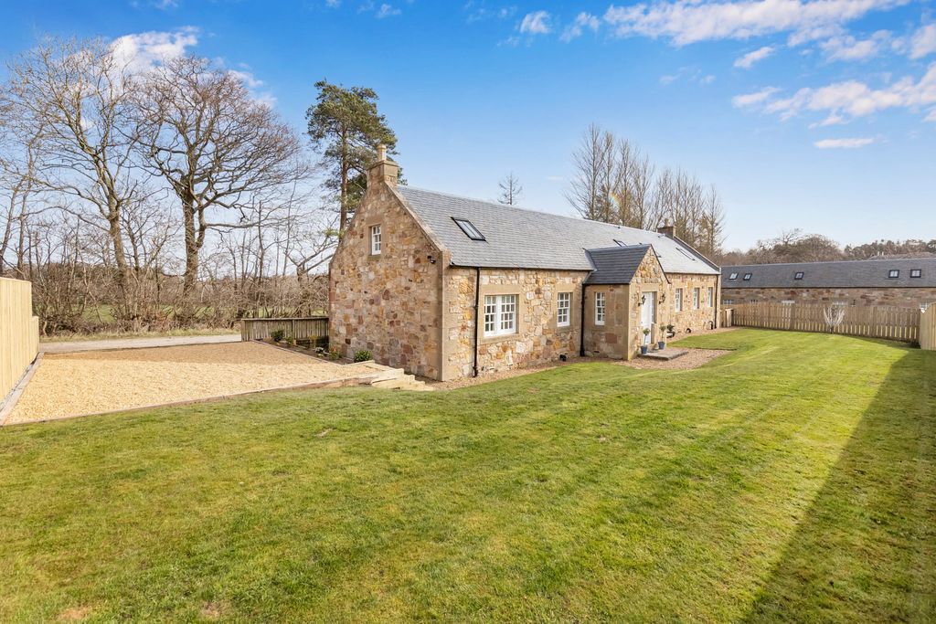 Property photo 1 of 31 Primary Property Image