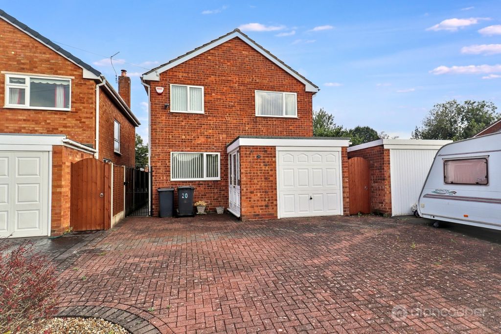 Property photo 1 of 26 5108961