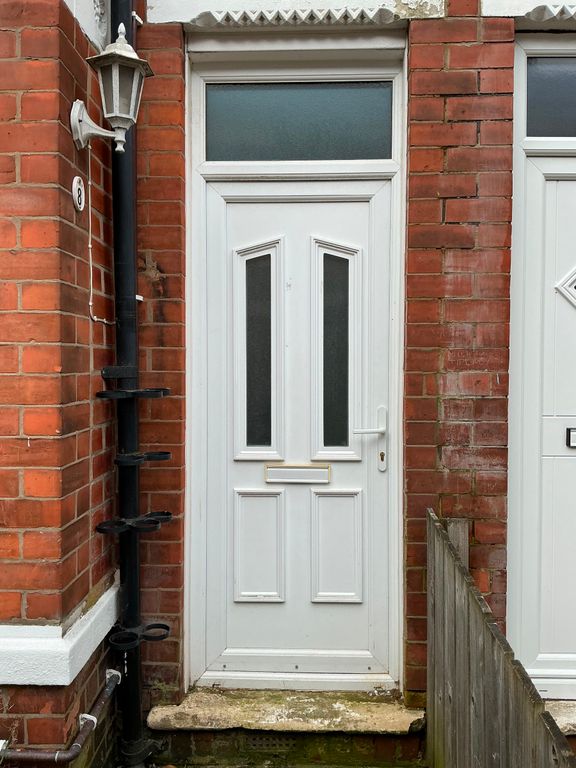 Property photo 2 of 21