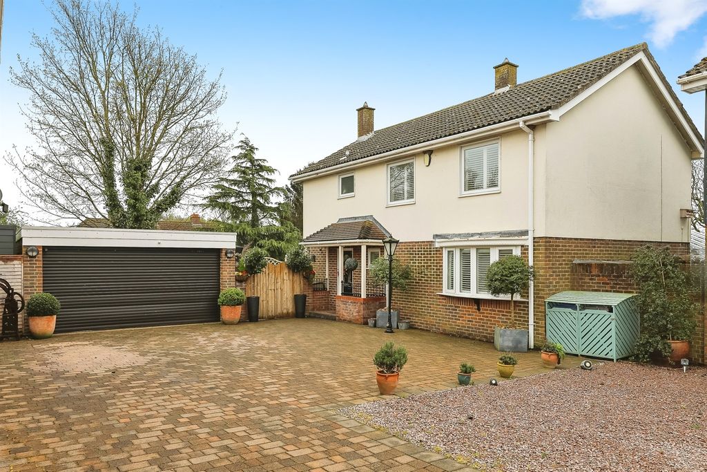 Property photo 1 of 16