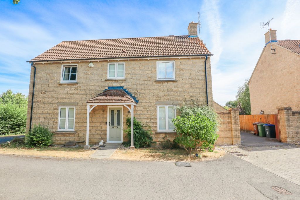Property photo 1 of 23