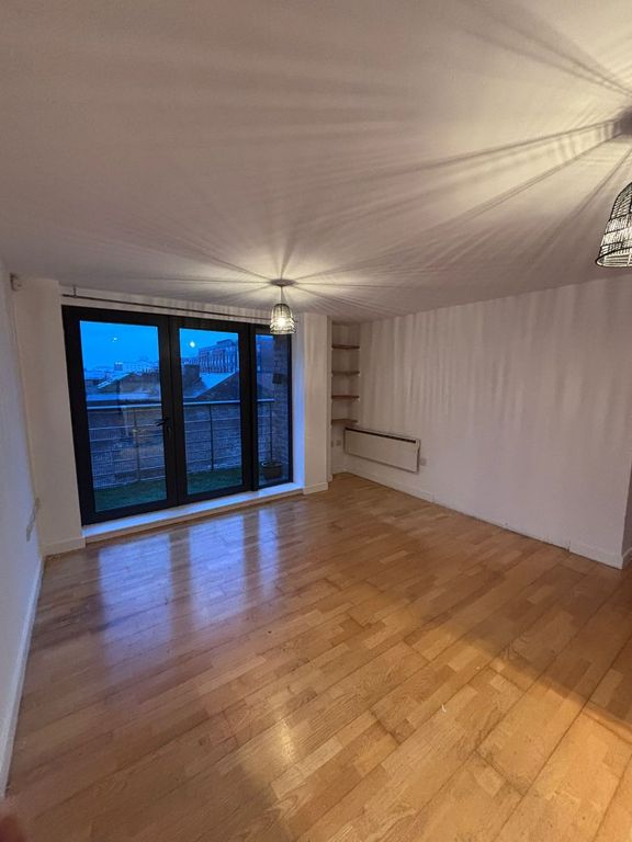 Property photo 3 of 21