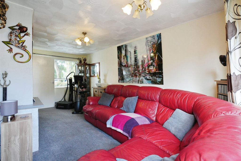 Property photo 2 of 18 Pbox-Img.Jpg