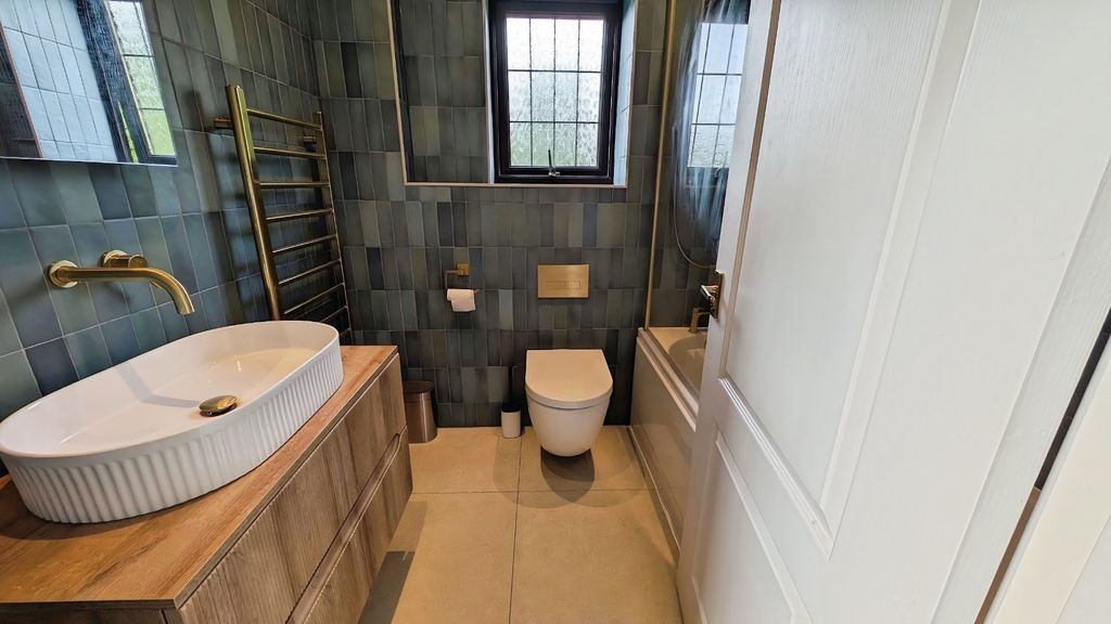 Property photo 3 of 21 Pbox-Img.Jpg