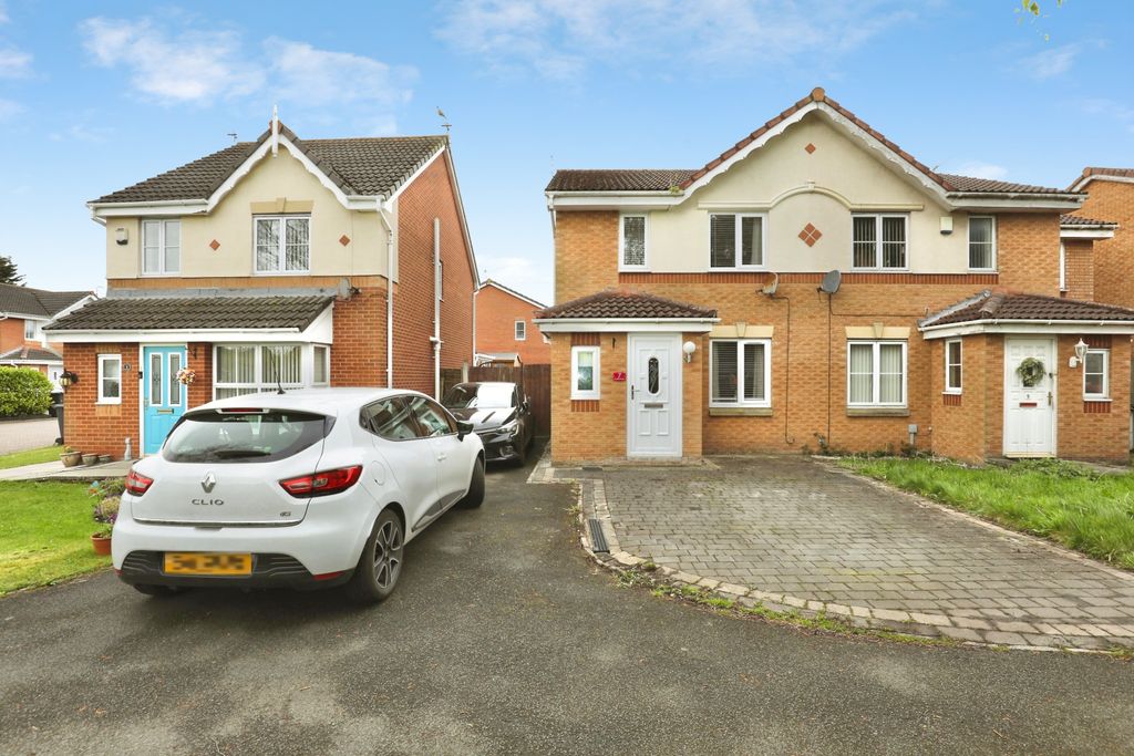 Property photo 1 of 17