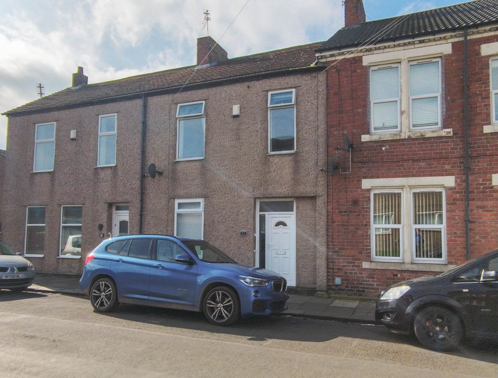 Property photo 1 of 18