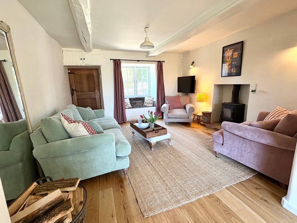 Property photo 3 of 20