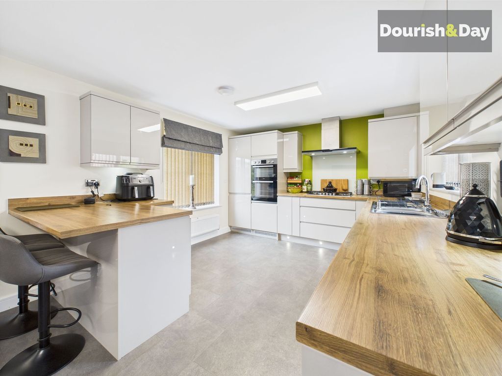 Property photo 2 of 22 Kitchen Diner