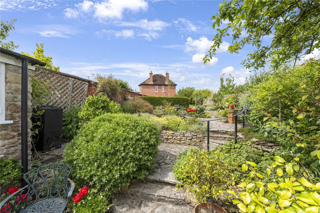 Property photo 3 of 21 Picture No. 04
