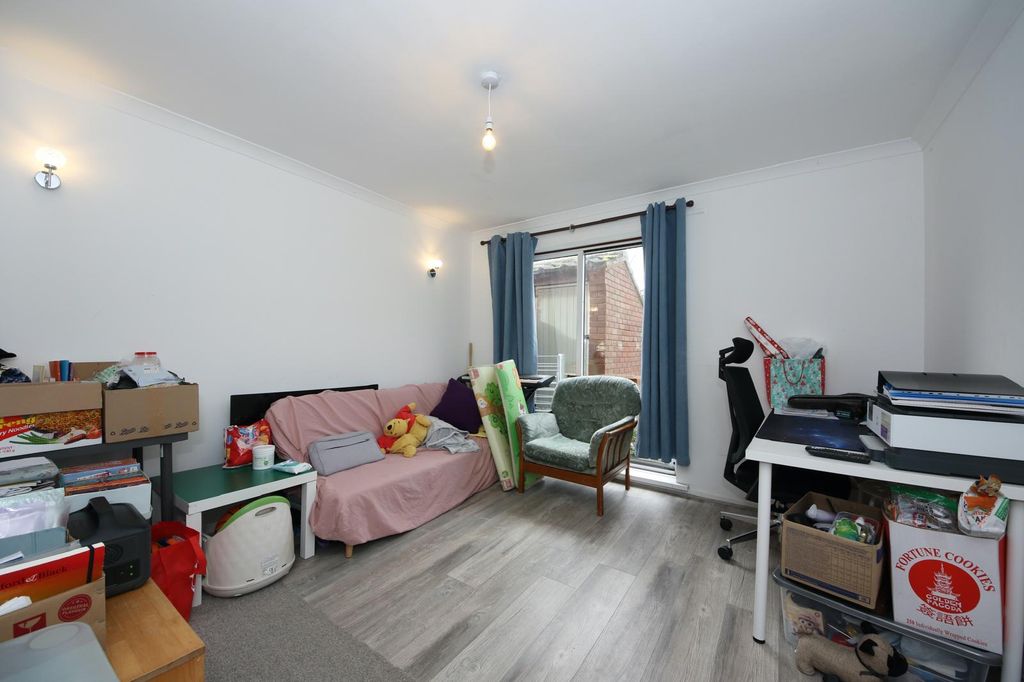 Property photo 3 of 15 Image 2