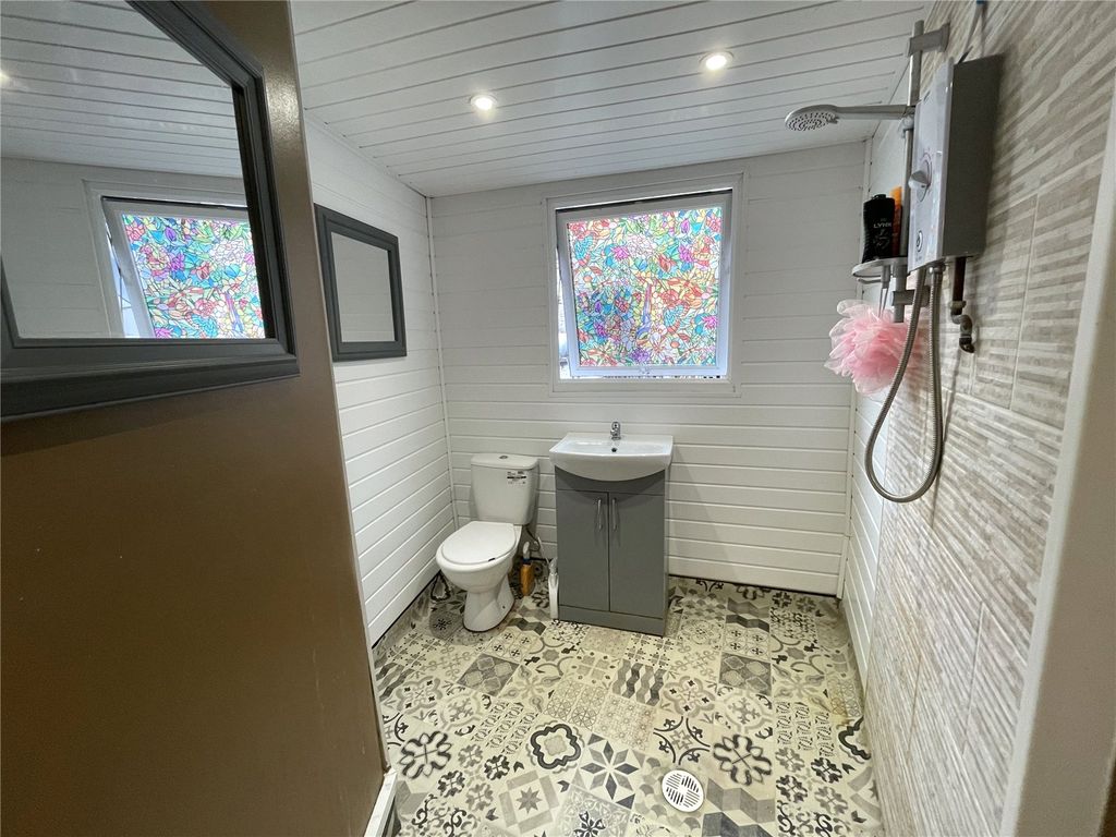 Property photo 2 of 6 Picture No. 01