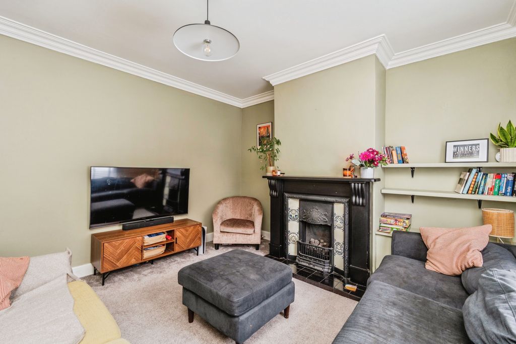 Property photo 3 of 15 Living Room