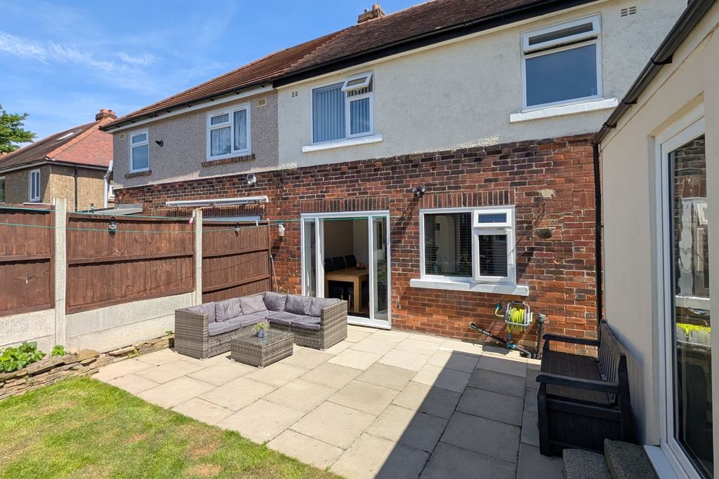 Property photo 3 of 22 Summerfield Ewemove Brighouse (5)