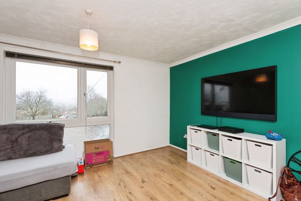 Property photo 3 of 20 Pbox-Img.Jpg