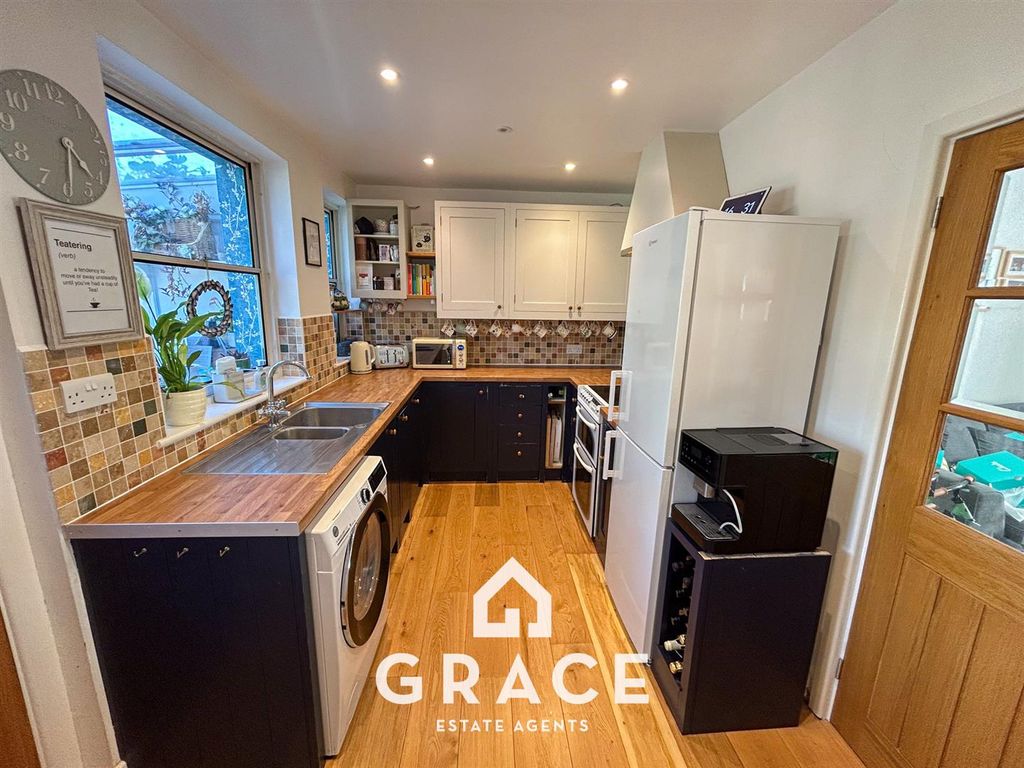 Property photo 2 of 23 Kipling Road-10 - Kitchen-2.Jpg