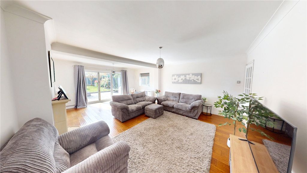 Property photo 3 of 21 Picture No. 16