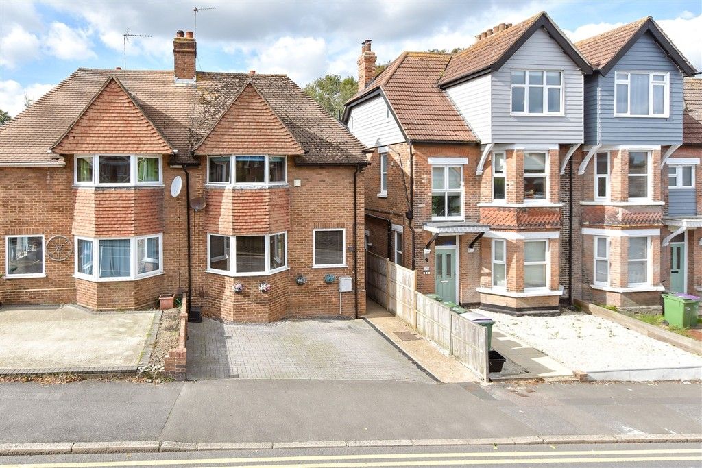 Property photo 1 of 14 External Web
