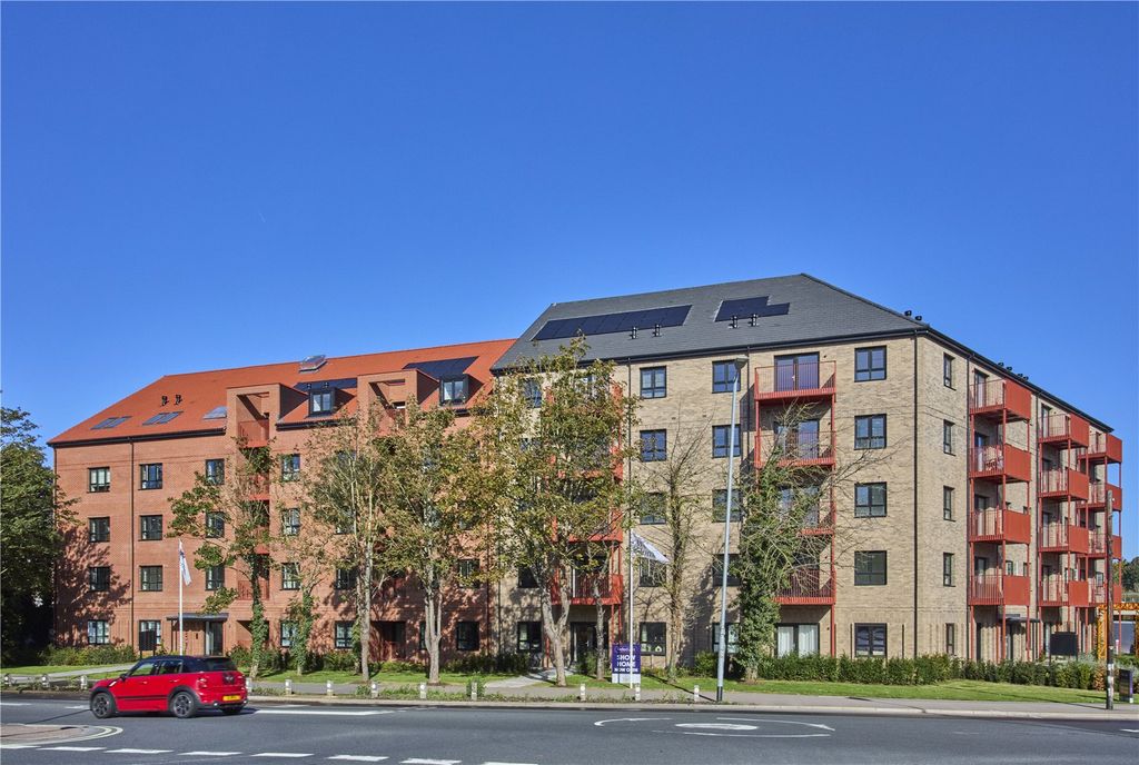 Property photo 1 of 13 Tayfen Court