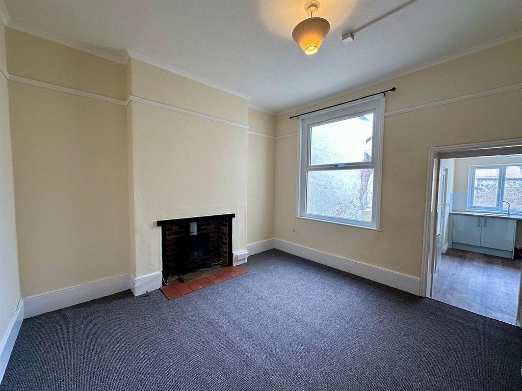 Property photo 3 of 13 Img-20251021-Wa0116.Jpg