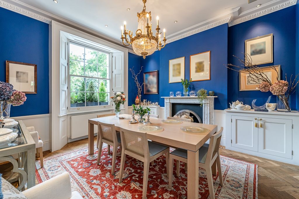 Property photo 3 of 35 Dining Room
