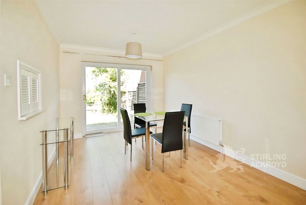 Property photo 3 of 8 Dining Area