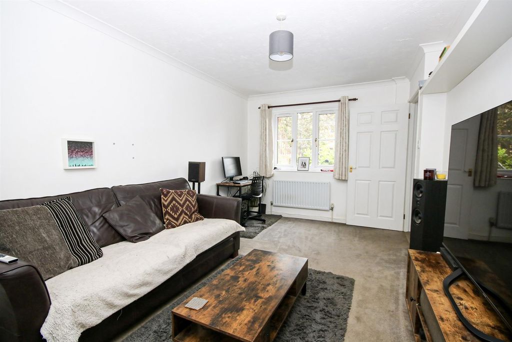 Property photo 2 of 14 11-Img_2154.Jpg