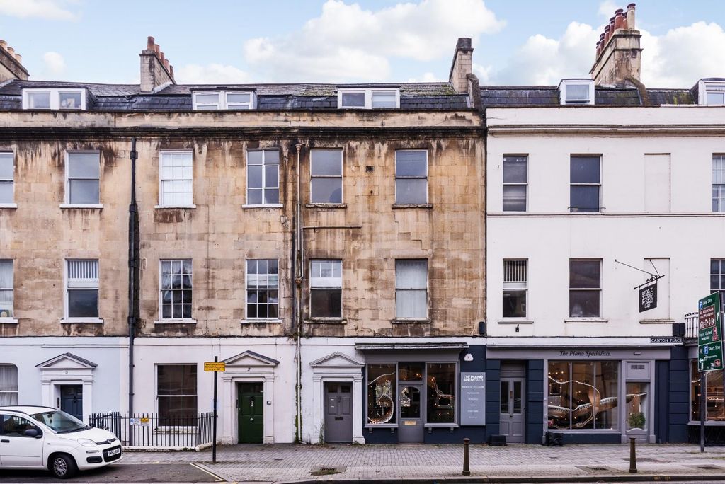 Property photo 1 of 13 Flat 2, 1 Walcot Terrace, Bath, Ba1 6Ab-1.Jpg