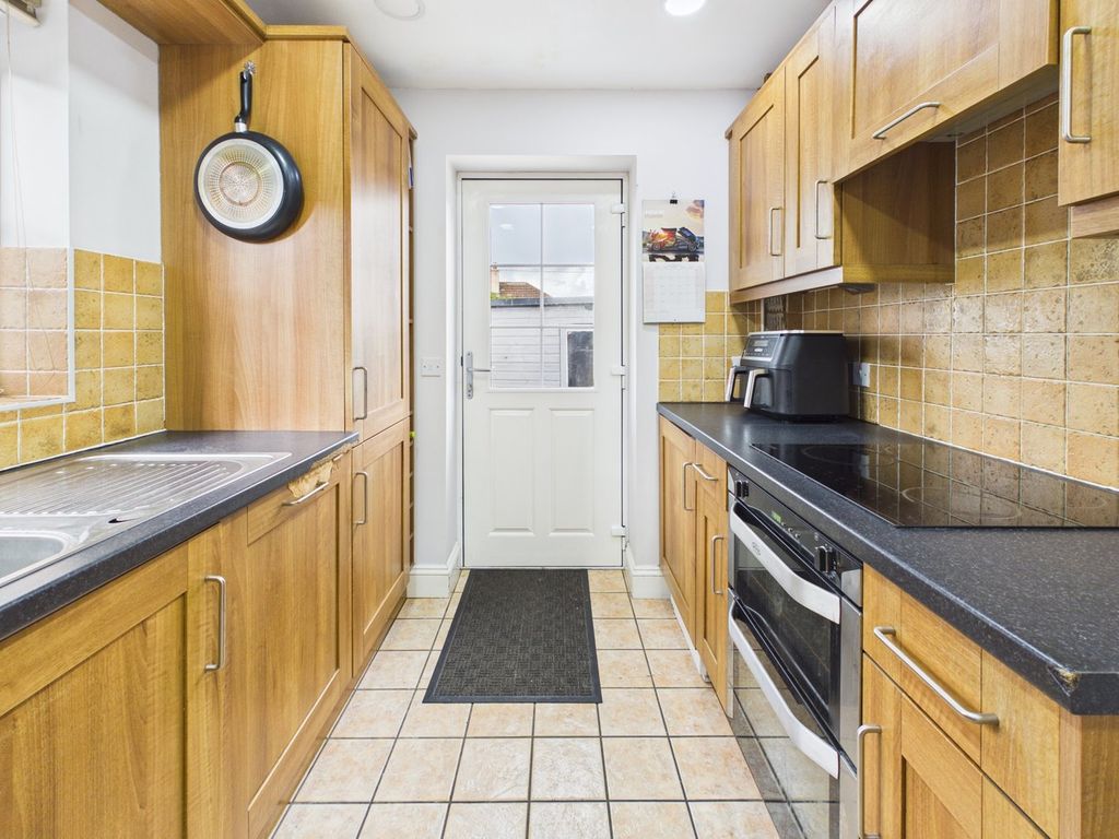 Property photo 2 of 14