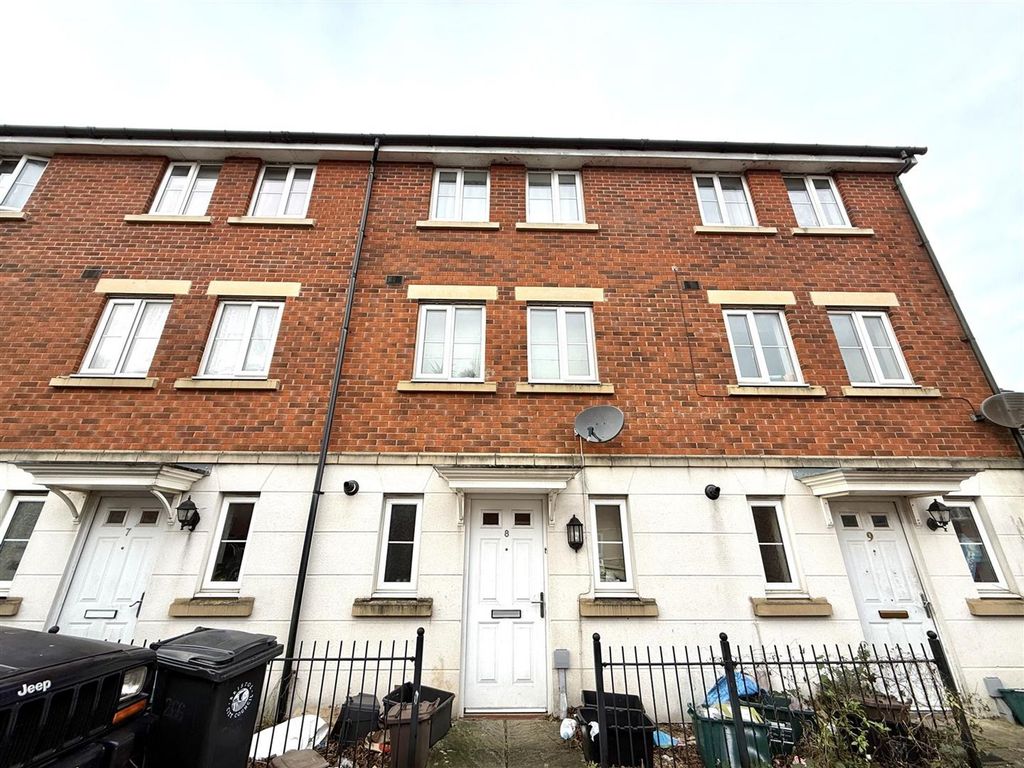 Property photo 2 of 11 Image00015.Jpeg