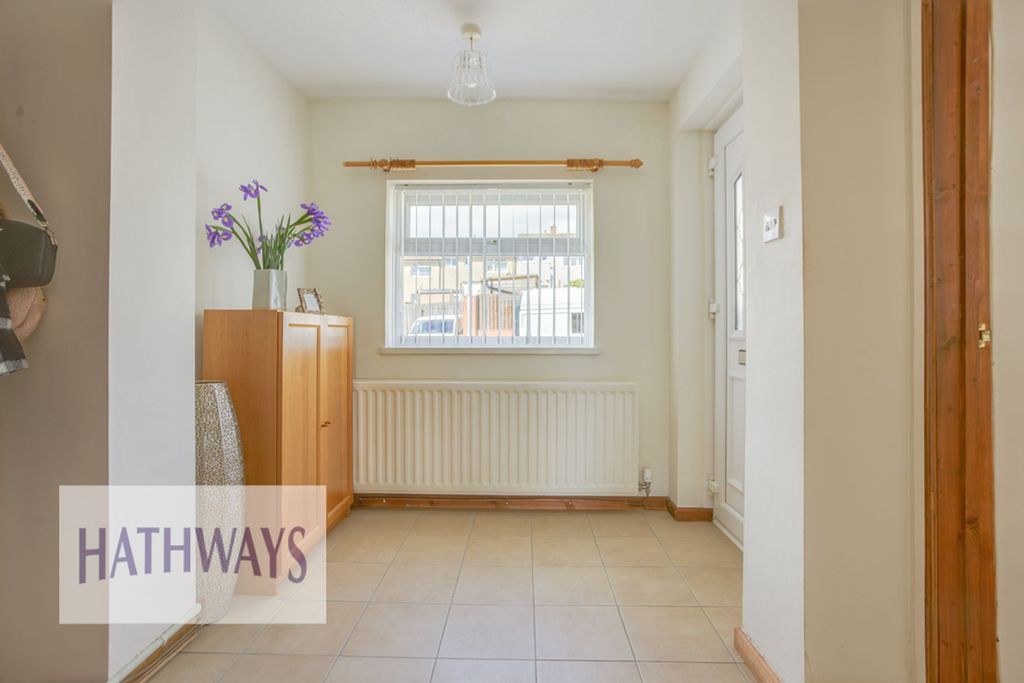 Property photo 3 of 34