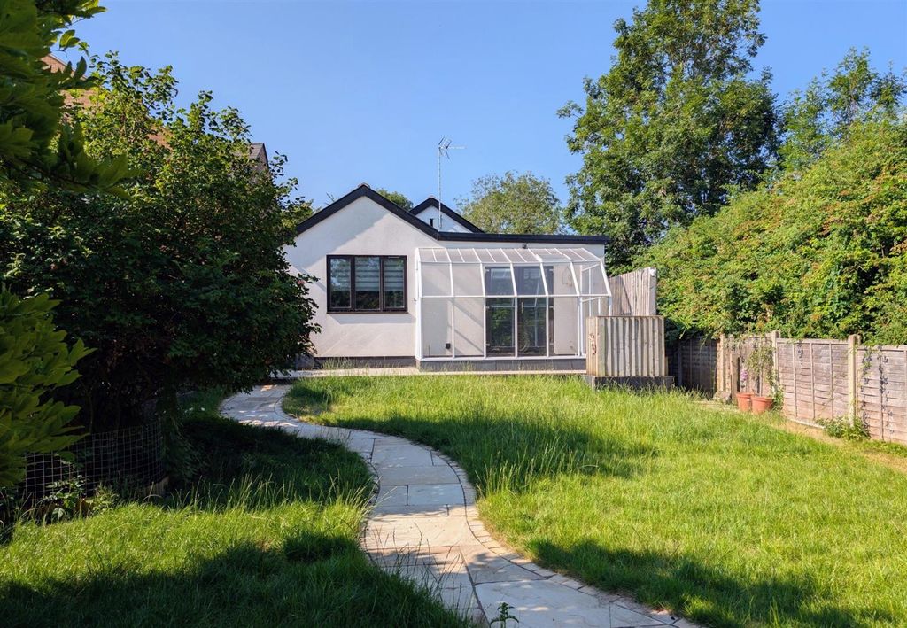 Property photo 1 of 17