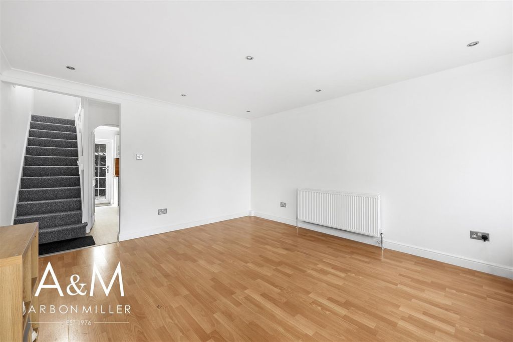 Property photo 3 of 21 4D4A1333.Jpg