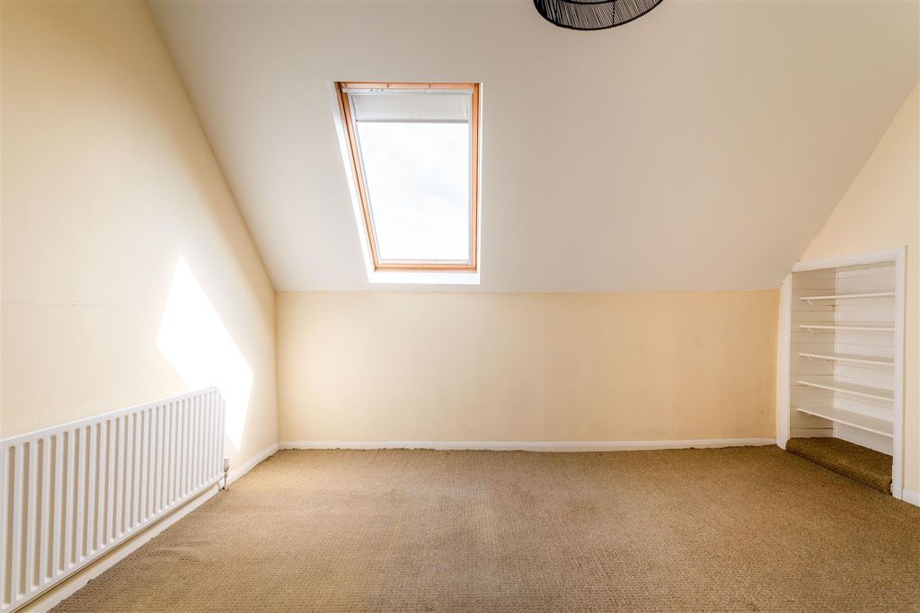 Property photo 3 of 8 23 Granville.Jpg