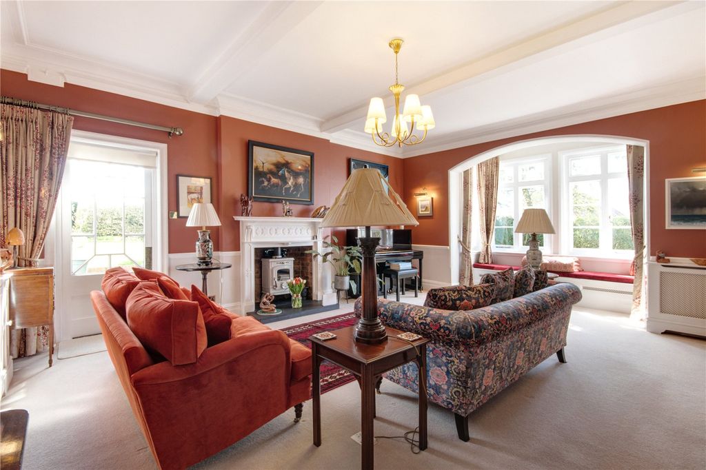 Property photo 2 of 19 Drawing Room