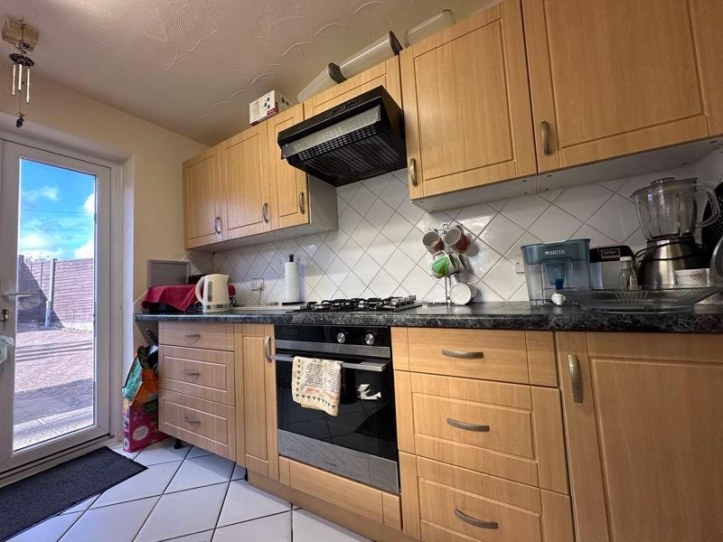 Property photo 3 of 16 Photo 5