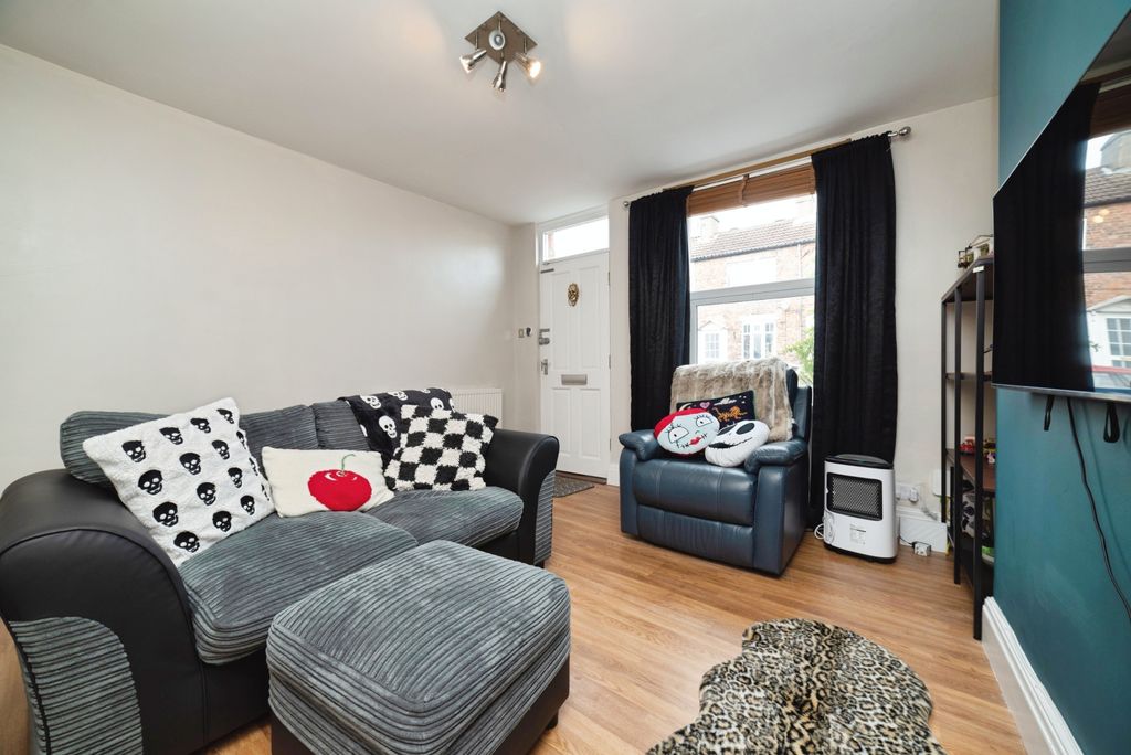 Property photo 2 of 15