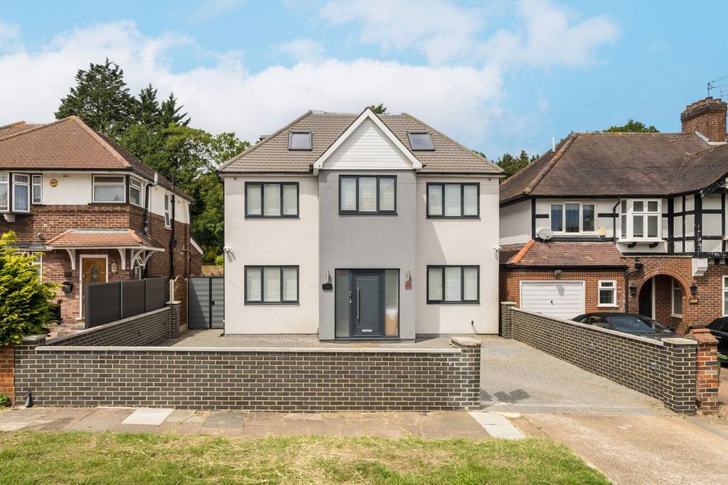 Property photo 1 of 12