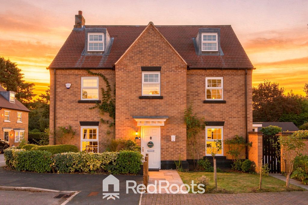 Property photo 1 of 42 5426721