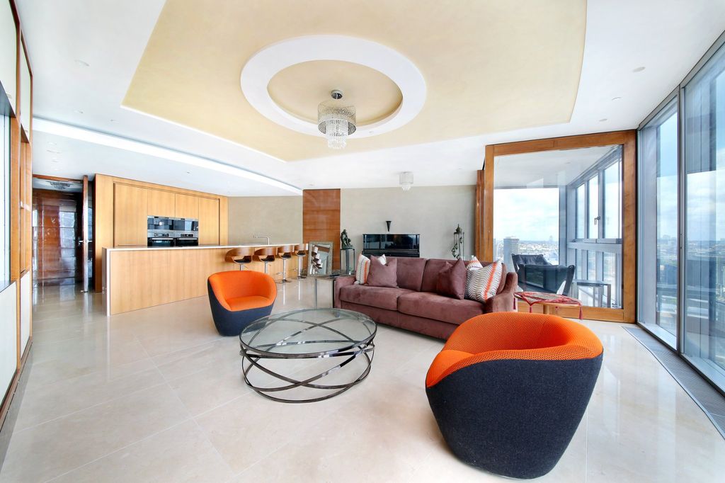 Property photo 2 of 29