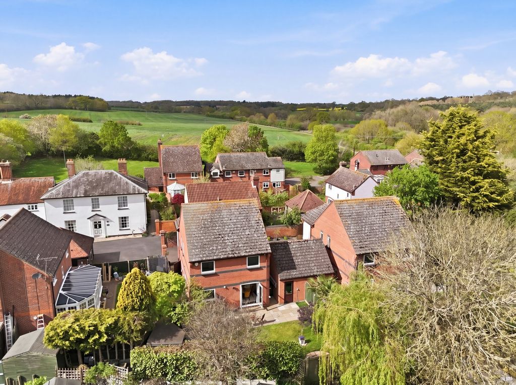 Property photo 3 of 36