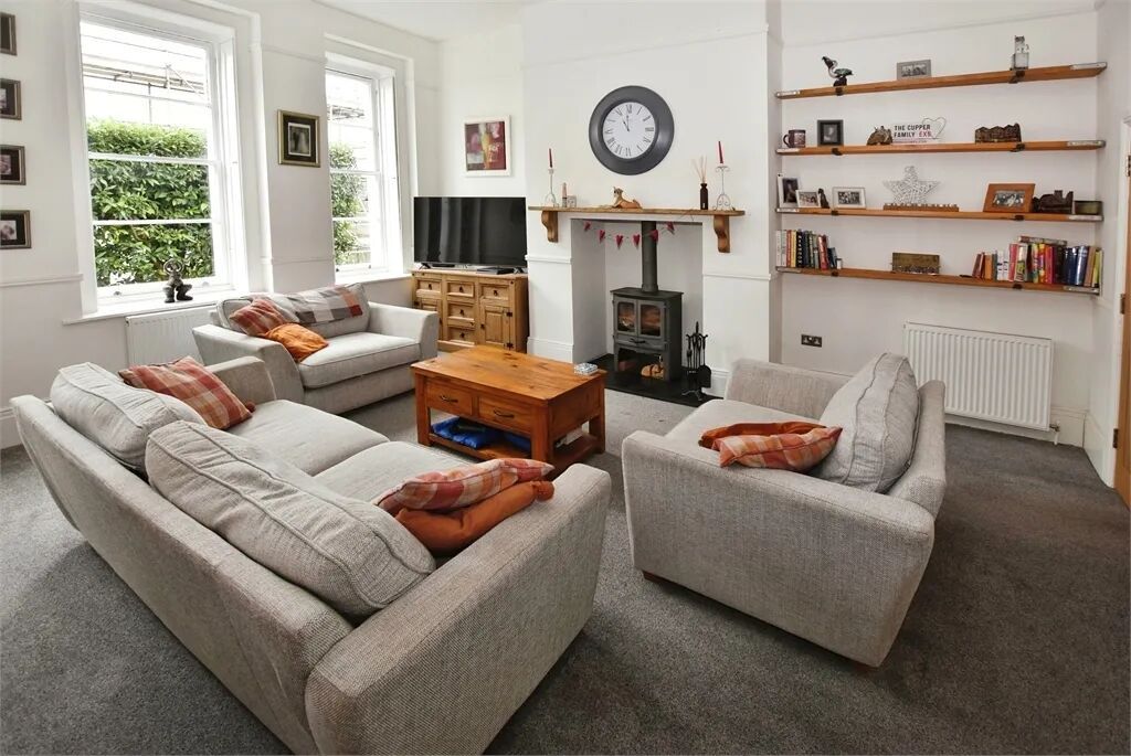 Property photo 2 of 23 Picture 2