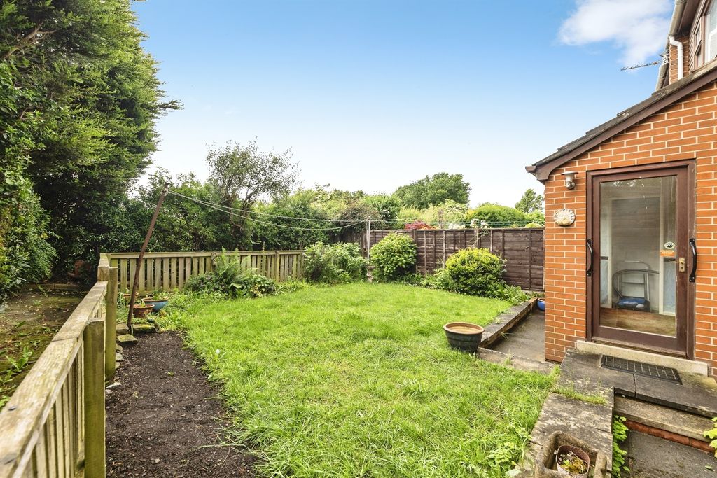 Property photo 2 of 19