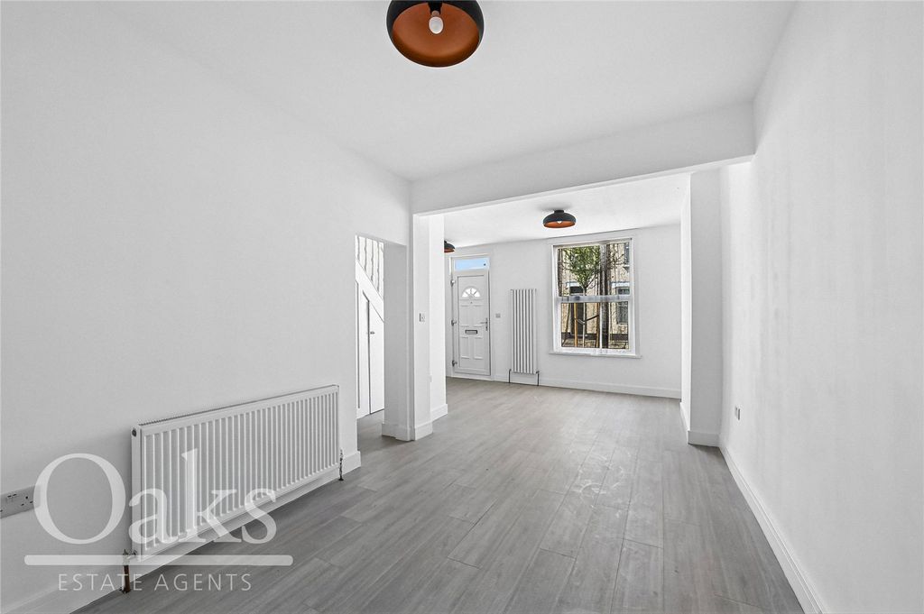 Property photo 2 of 7 Picture No. 08