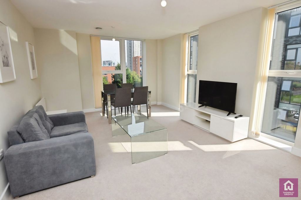 Property photo 1 of 14 Pbox-Img.Jpg