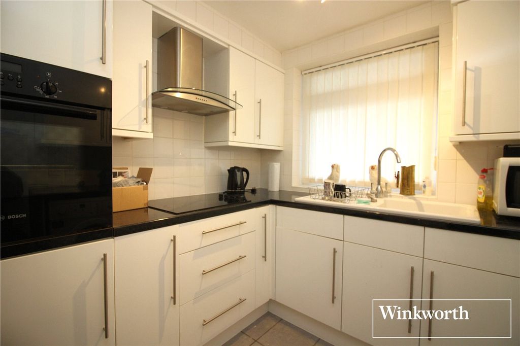 Property photo 3 of 11 Picture No. 10