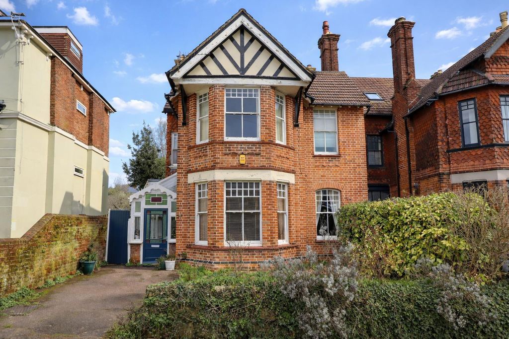 Property photo 1 of 26 46B8Ffe4-9207-45Db-8Fdc-d3cc9373Ec03.Png